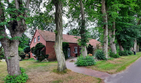 Landhaus/Resthof, Pferdehaltung möglich auf großem Grundstück