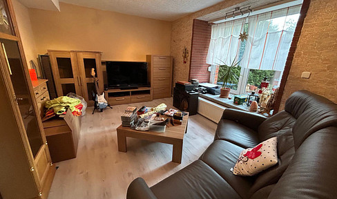 Spacious first floor apartment with terrace