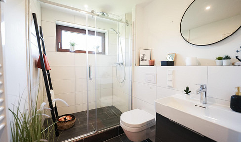 DIREKT EINZIEHEN-LICHTDURCHFLUTETE 3 ZIMMER WOHNUNG IN BEVORZUGTER LAGE