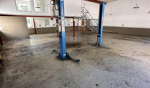 Attraktive Werkstatt mit Büro / Gewerbehalle / Lagerhalle / mit Aussenfläche in Herborn - Stadt