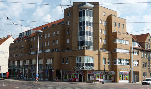 Helle lichtdurchflutete 3 Zimmerwohnung