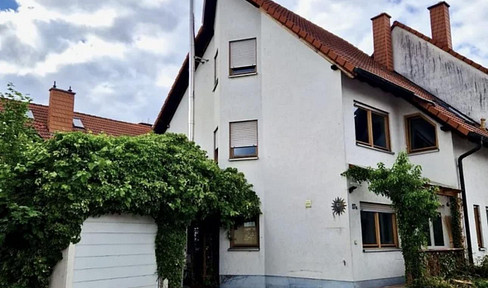 Charming house in Haßloch - commission-free from private -