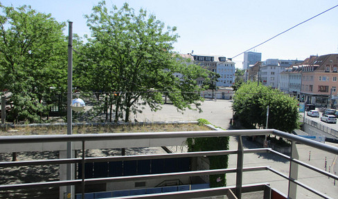 Zentrale, moderne Wohnung inmitten der Innenstadt West