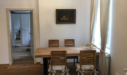 Wunderschöne 4-Zimmer Wohnung mit Garten und See