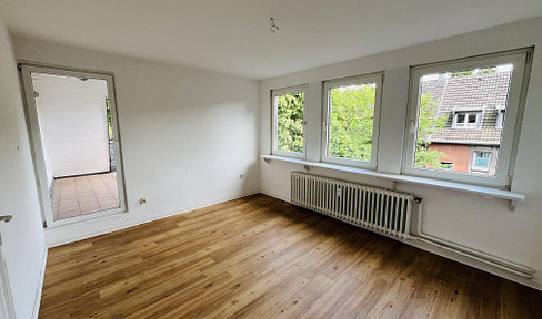 Große Dachterrasse Süd/Ost mit Blick ins Grüne, ruhig & zentral, nahe Innenhafen