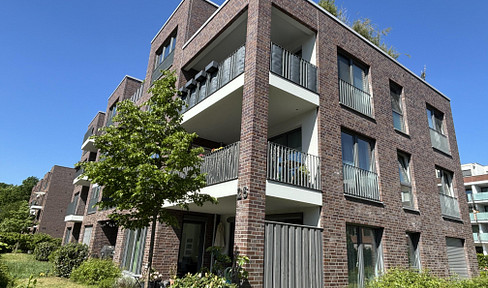 Exclusive 3-room apartment with terrace & garden, commission-free (barrier-free & wheelchair-accessible)