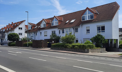 Centrally located apartment with balcony by the spa gardens in Bad Vilbel for sale