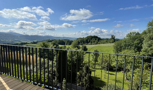 Exclusive apartments in a quiet location with fantastic distant views
