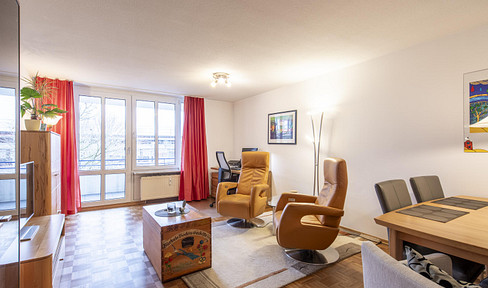 Beautiful, bright 2-room apartment with daylight bathroom and balcony as well as underground parking in Bogenhausen