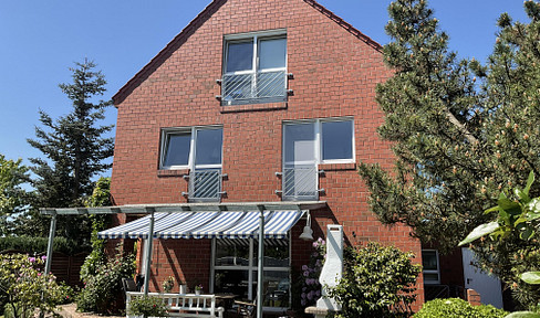 Free of commission! Exclusive architect-designed house - living & working in harmony - ideal for families