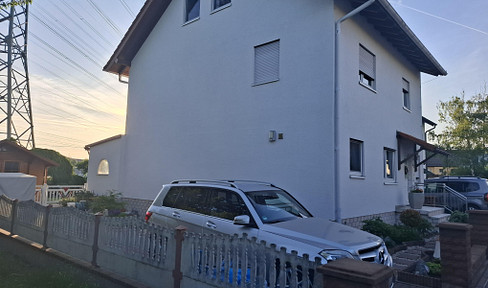 Reihenendhaus mit ausgebaute Dachgeschoss