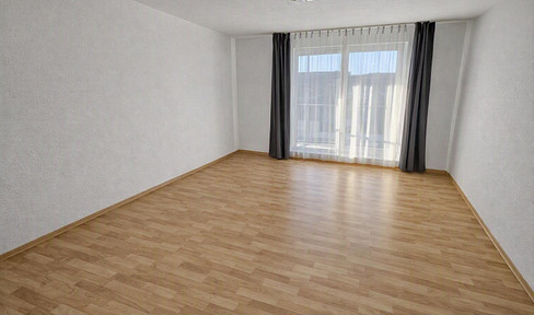 Sonniges 1-Zimmer-Appartement mit ruhigem Balkon in zentraler Lage