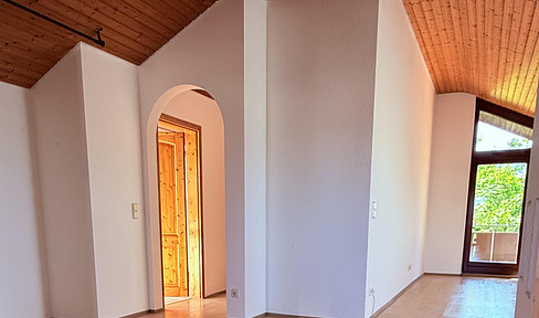 No estate agent required: Your family paradise in Beilstein - Spacious 4.5-room apartment with private garden