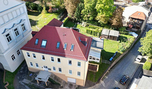 Attractive, bright 2-room apartment in a prime location in Pößneck