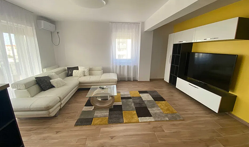 Modernisierte 3 Zimmer Wohnung mit Balkon, Einbach Küche und Keller