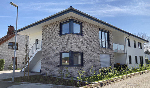 EXCLUSIVE APARTMENT FOR RENT IN A CENTRAL AND QUIET LOCATION IN BÜNDE