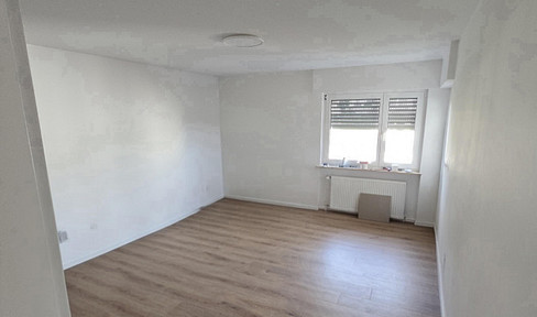 First occupancy after renovation 2-room apartment with fitted kitchen