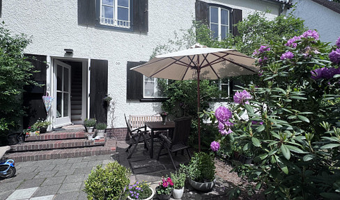 Reihenmittelhaus am Steimker Berg – Stilvoll wohnen mit Charme und Komfort