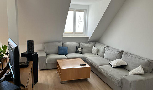 Commission-free, renovated 5-room maisonette apartment with fitted kitchen and cellar at Maßmannpark