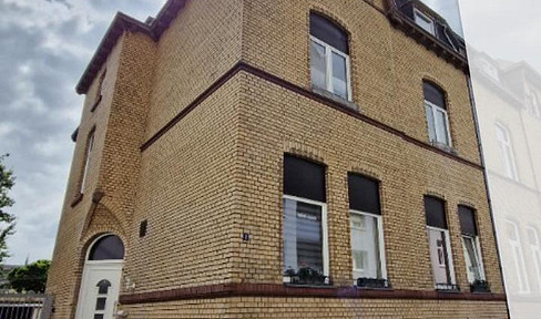 A home with history - 5-party house in the heart of Cologne-Bayenthal