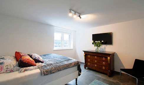 Bright furnished apartment near Frankfurt Airport and city center