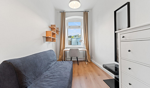 Shared room in P-Berg / Weissensee, well connected, renovated