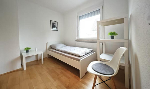 NOW AVAILABLE! Fitters' house with 9 beds & 5 rooms - ideal for companies!