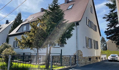 Very nice 4-room maisonette apartment in a quiet elevated location. First occupancy!