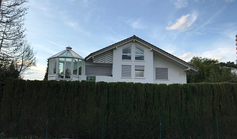 Modern, sunny 4-room maisonette apartment - close to the lake, commission-free