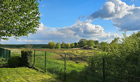 Ihr neues Zuhause: Einfamilienhaus mit Weitblick und schnellem Internet vom Eigentümer