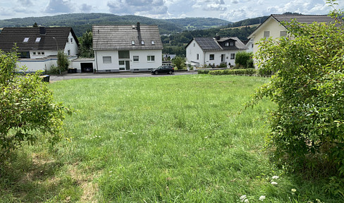 Building plot in sought-after location