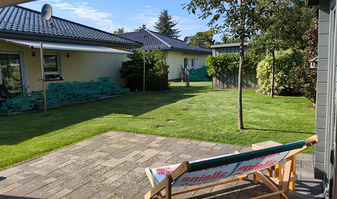 Garden dream 2 rooms + 2 terraces, bathtub + shower bath age-appropriate