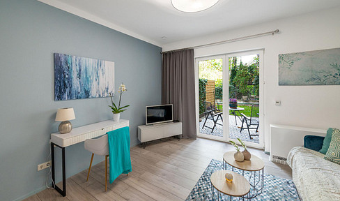1 room apartment with garden / terrace