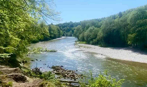 TOP location Grünwald - Sunny and modern apartment for rent