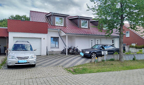 Spacious two-family house in a quiet location