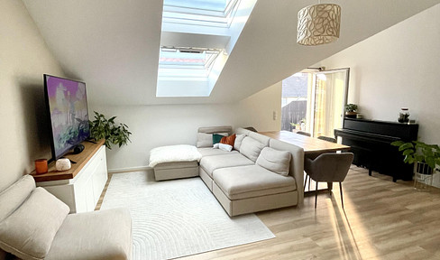 Bright 2 room apartment + balcony + underground parking + no steps + elevator + cellar