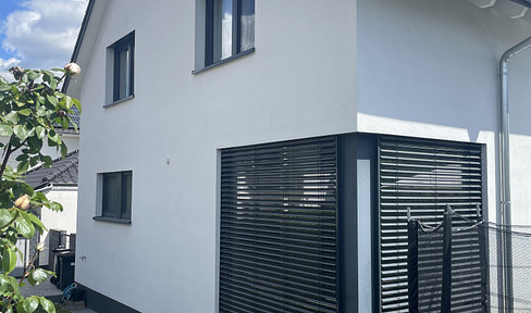 Modernes Einfamilienhaus mit offenem Wohnkonzept und großzügigem Grundstück in toller Lage
