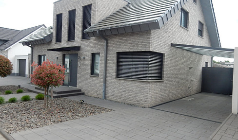 High-quality KfW 55 efficiency house with geothermal energy, indoor air and enormous space in Erftstadt