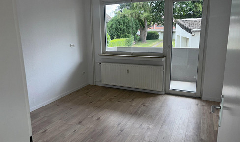 Newly renovated 2-room apartment, approx. 35m² with balcony facing the inner courtyard in Bochum-Wattenscheid