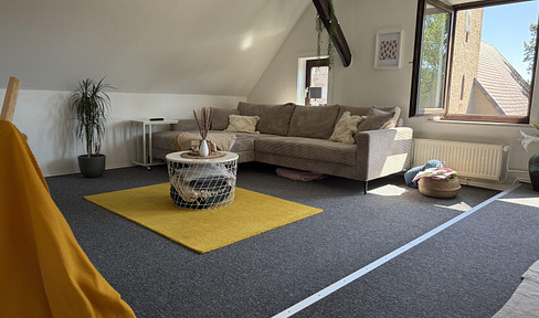 Greene: Cozy attic apartment