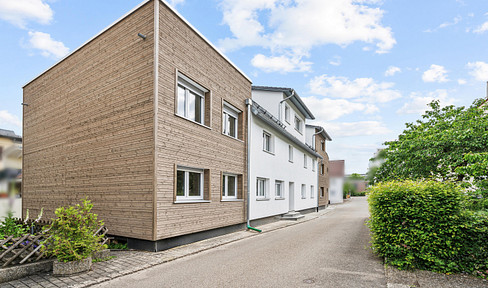 Great 3-room attic apartment in a very central location with a large roof terrace