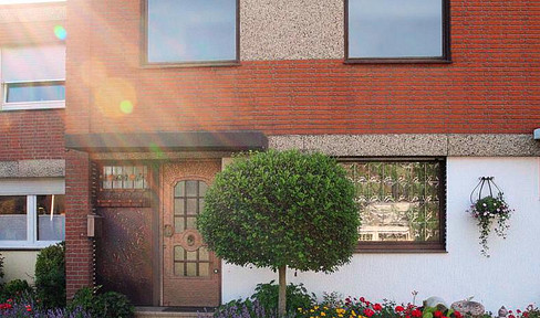 Family dream in a top location in Solingen-Aufderhöhe - endless potential!