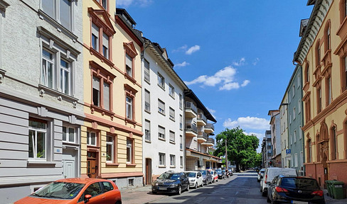 Bright 3-room apartment in Offenbach, western outskirts, commission-free