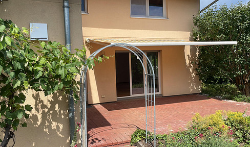 Großzügige, helle Wohnung in ruhiger Lage - gerne an Familien