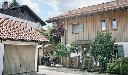 Hochwertige DHH im Landhausstil - Zwischen Holzkirchen - Bad Tölz - Tegernsee