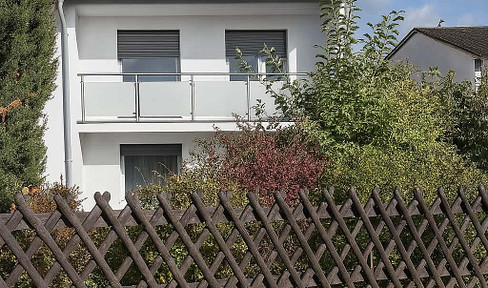 Terraced corner house in central Coburg location