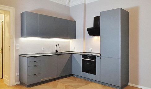Top location - luxury - 2 bathrooms - open-ended - with or without furniture - near Savignyplatz & Kudamm