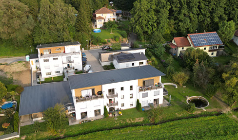 Bright 2-room apartment - with garden - with fitted kitchen - central location - close to nature