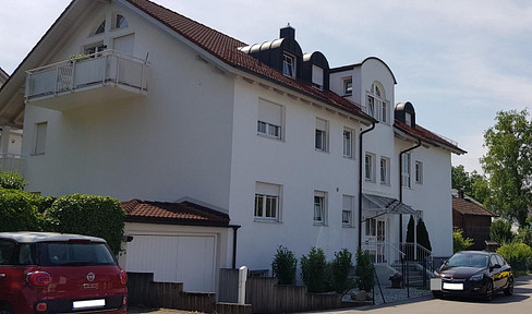 Bright 1-room ground floor apartment with large balcony and garage