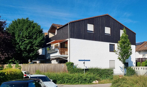 A home to feel good in - lovingly modernized 3-room apartment in Moosach - directly from the owner